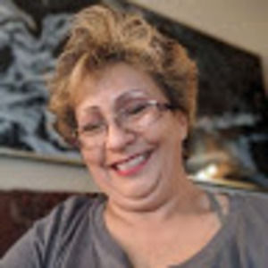 Meet your Posher, Debbie